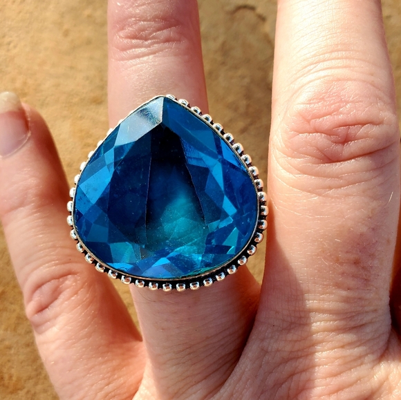 New Blue Quartz 925 Silver Statement Ring. - Picture 3 of 10